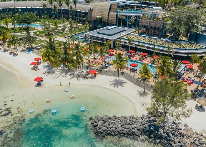Grand Baie hotels near Super U